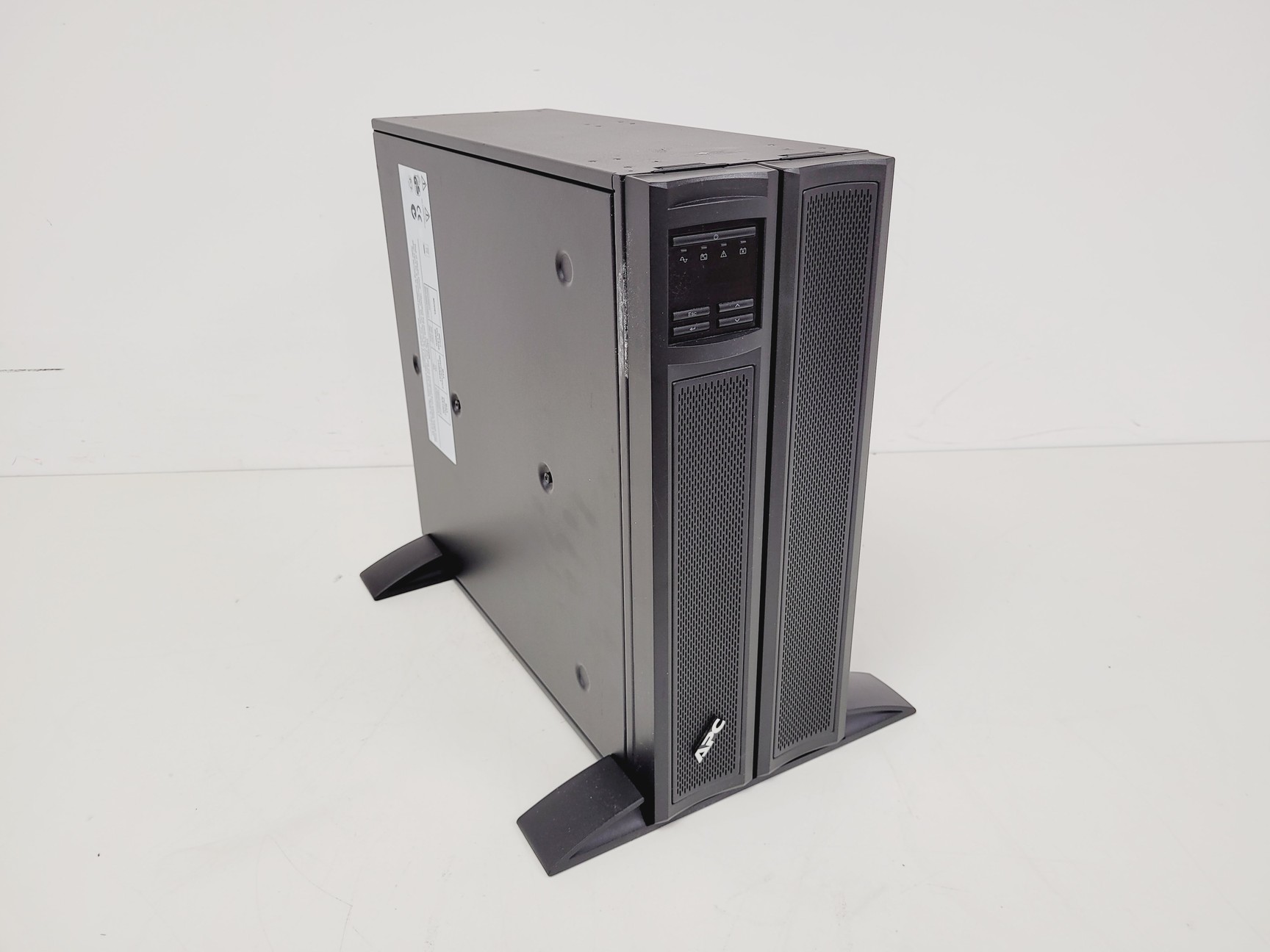 Image of APC SMX2200HV UPS Tower - Spares/Repair 