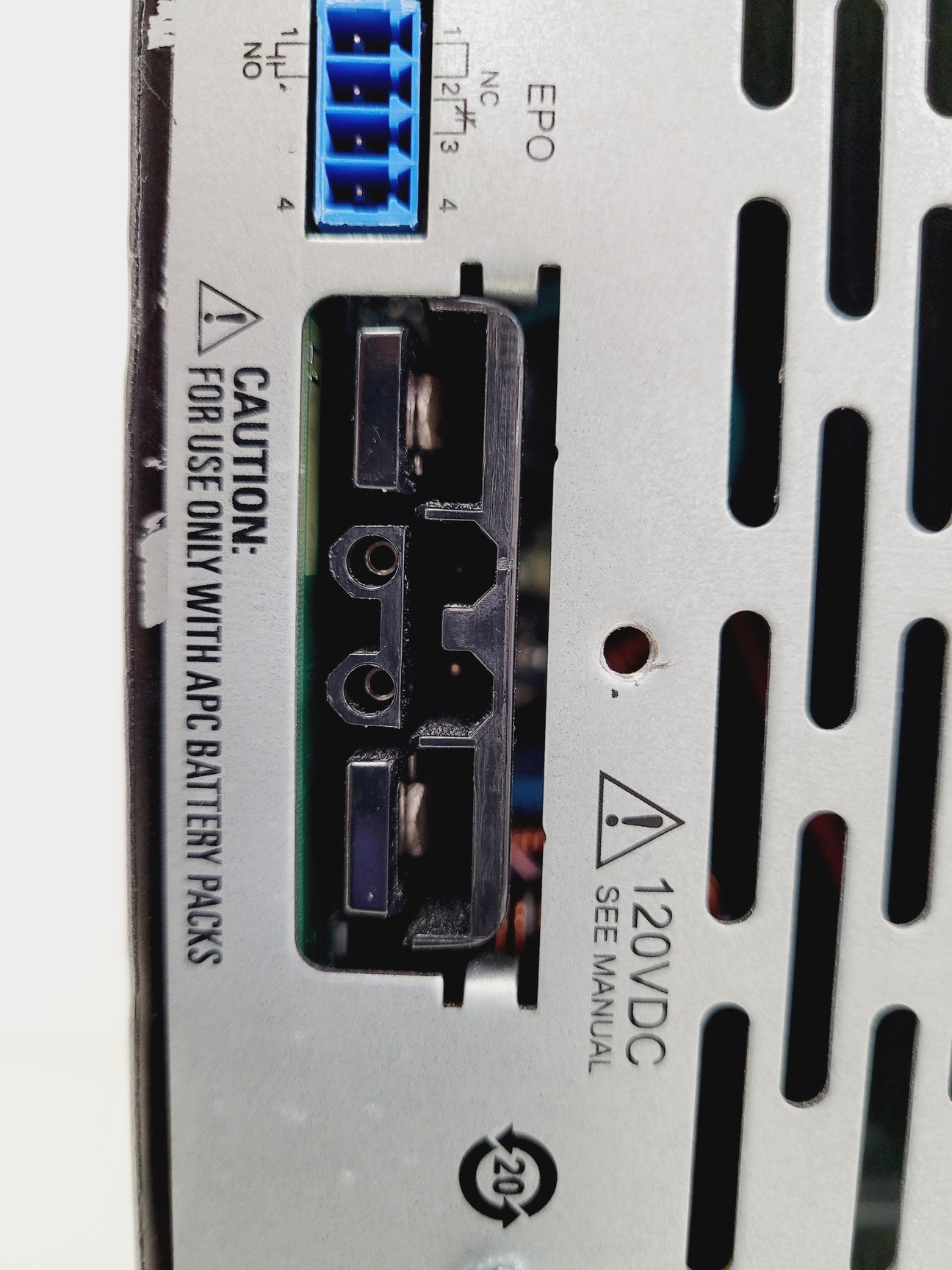 Image of APC SMX2200HV UPS Tower - Spares/Repair 