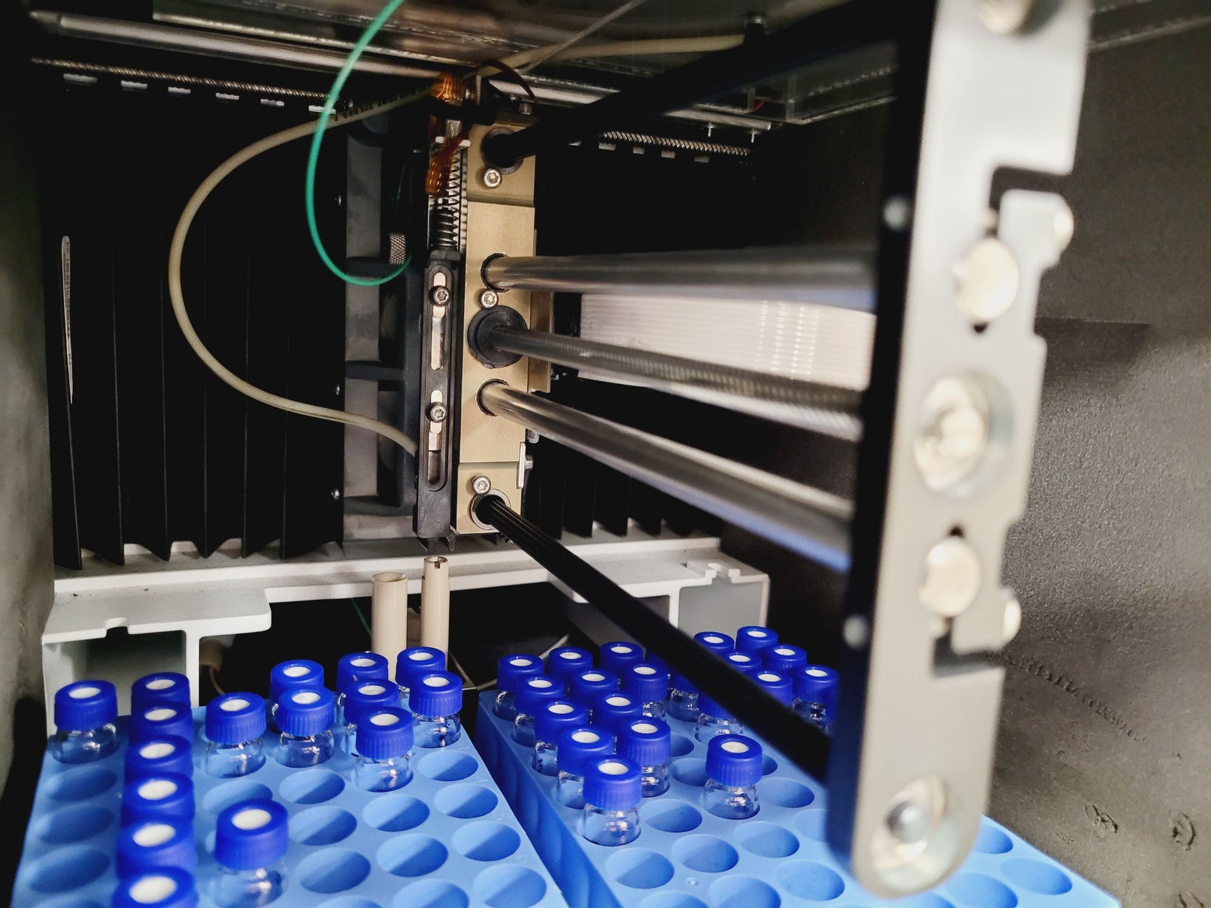 Image of Waters nanoACQUITY UPLC