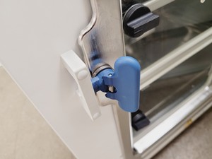 Thumbnail image of Thermo Scientific HERAcell 240i CO2 Incubator Lab