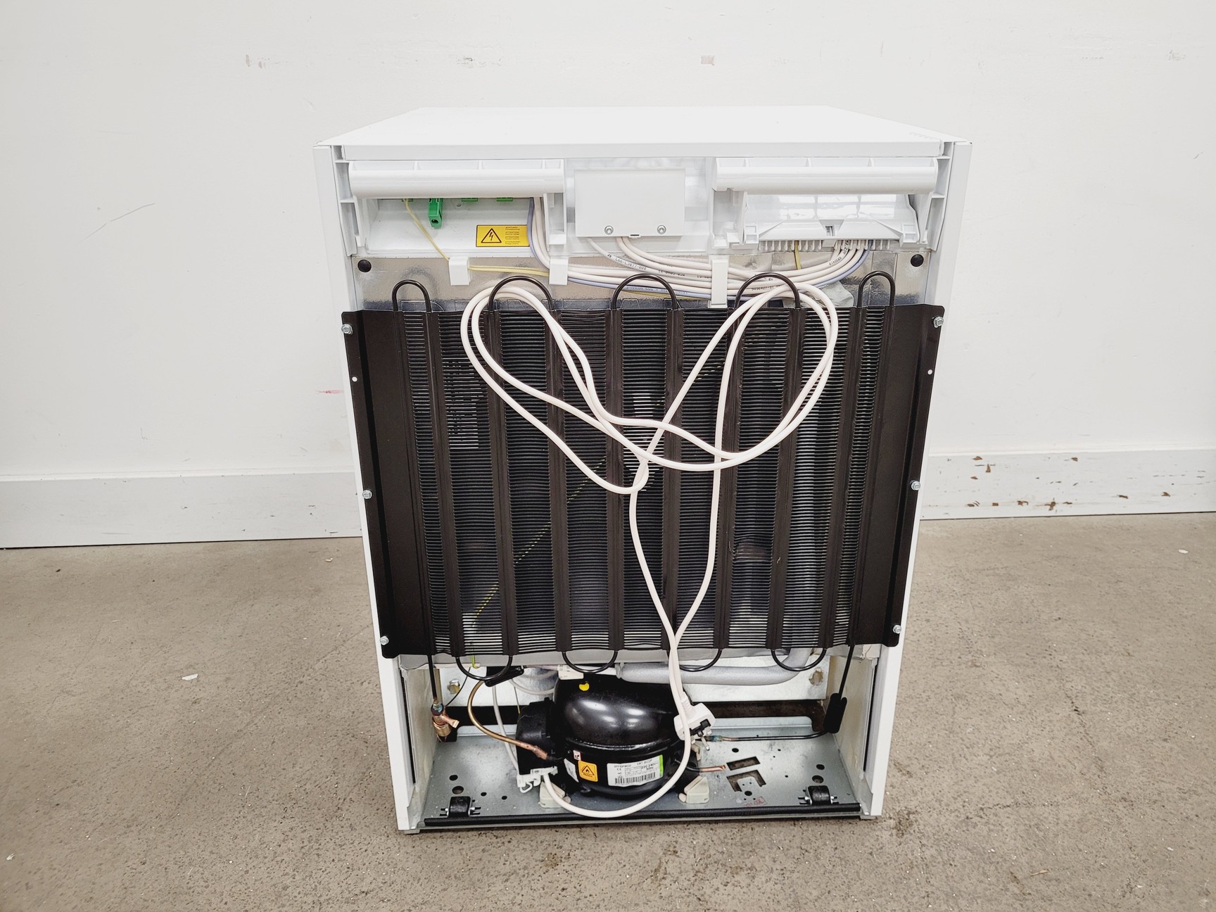 Image of Liebherr MediLine LKUexv 1610 Fridge Lab