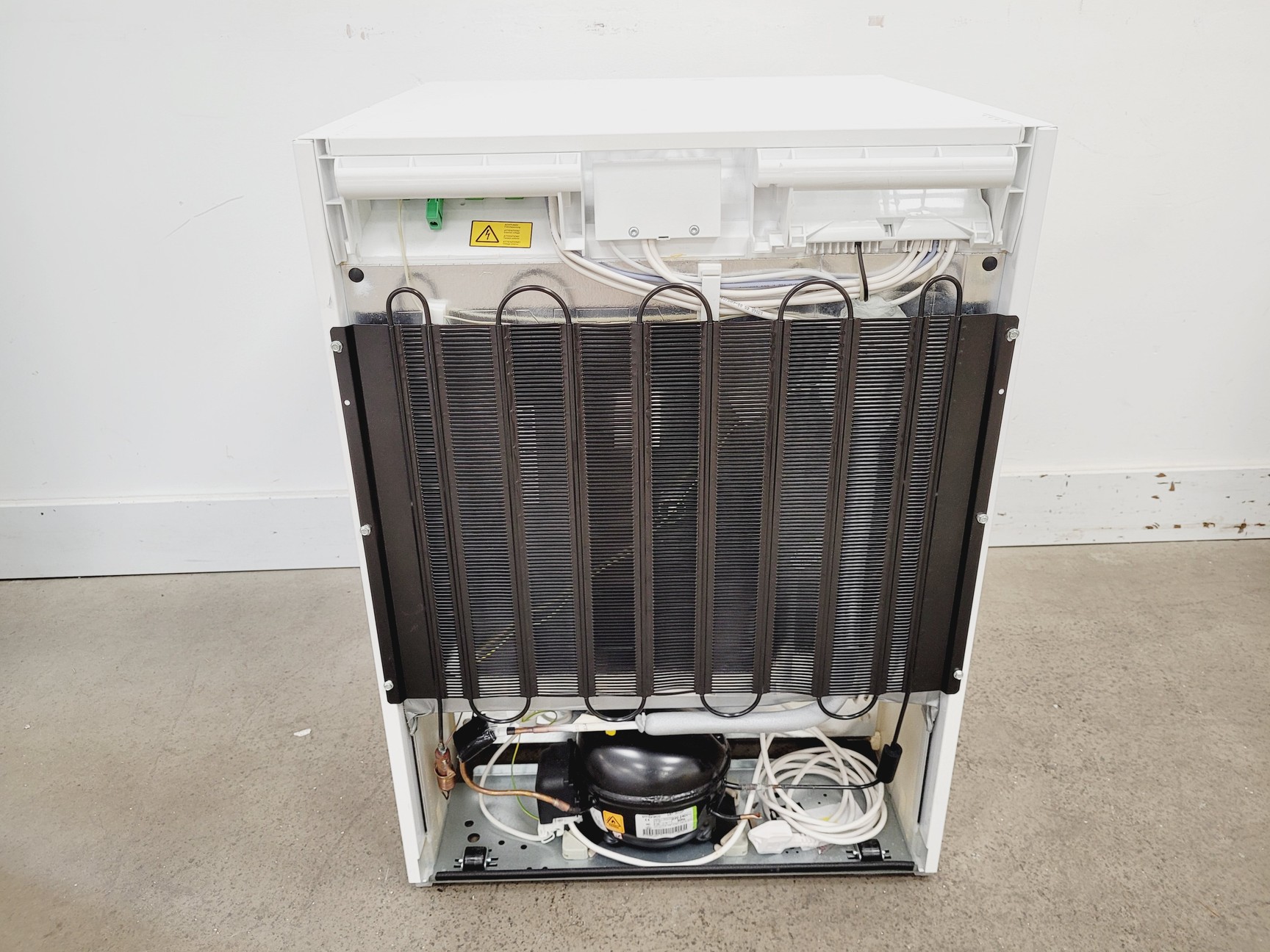 Image of Liebherr LKUexv 1610 MediLine Fridge Lab