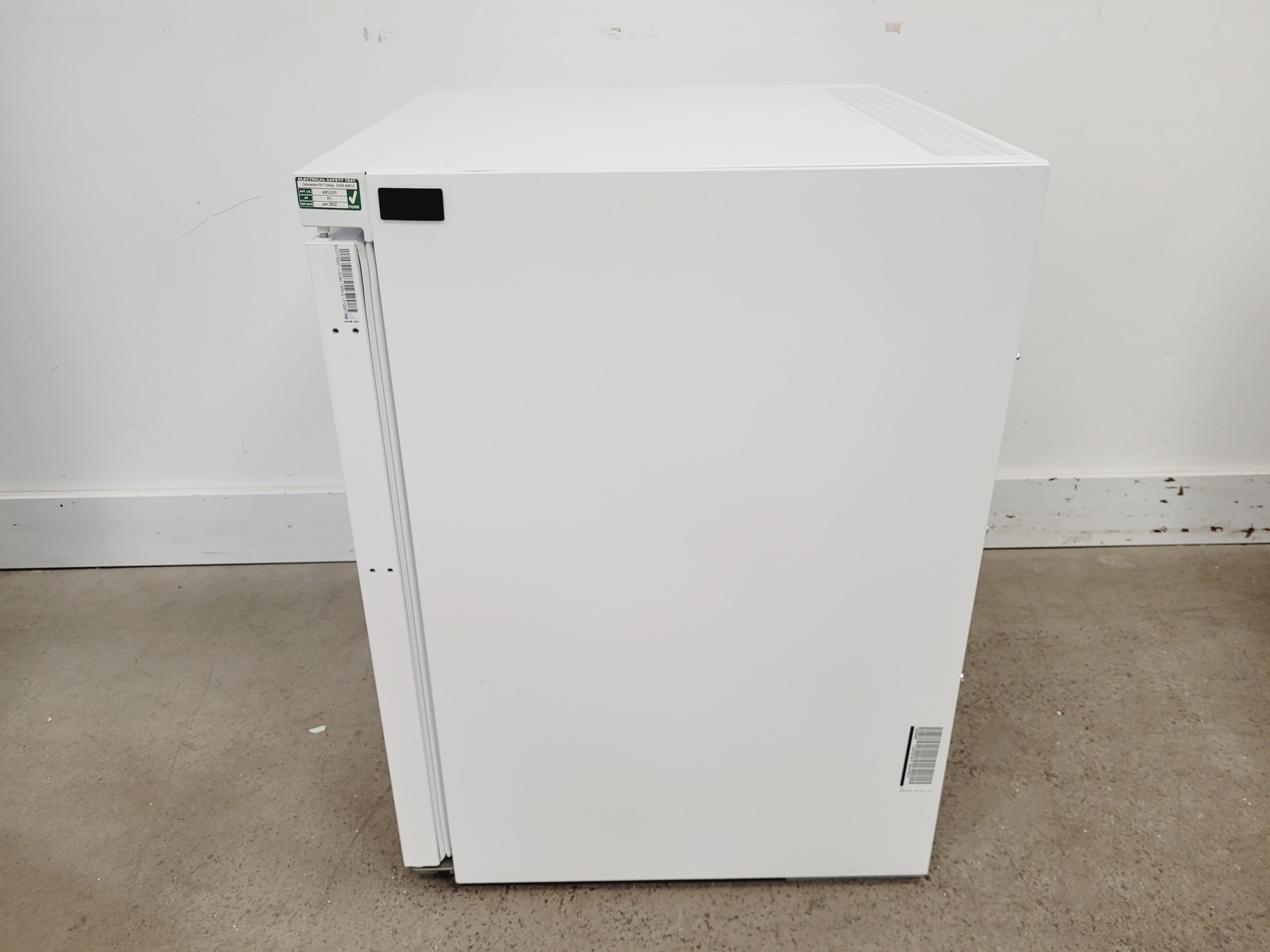 Image of Liebherr LKUv Model 1610 MediLine Fridge Lab