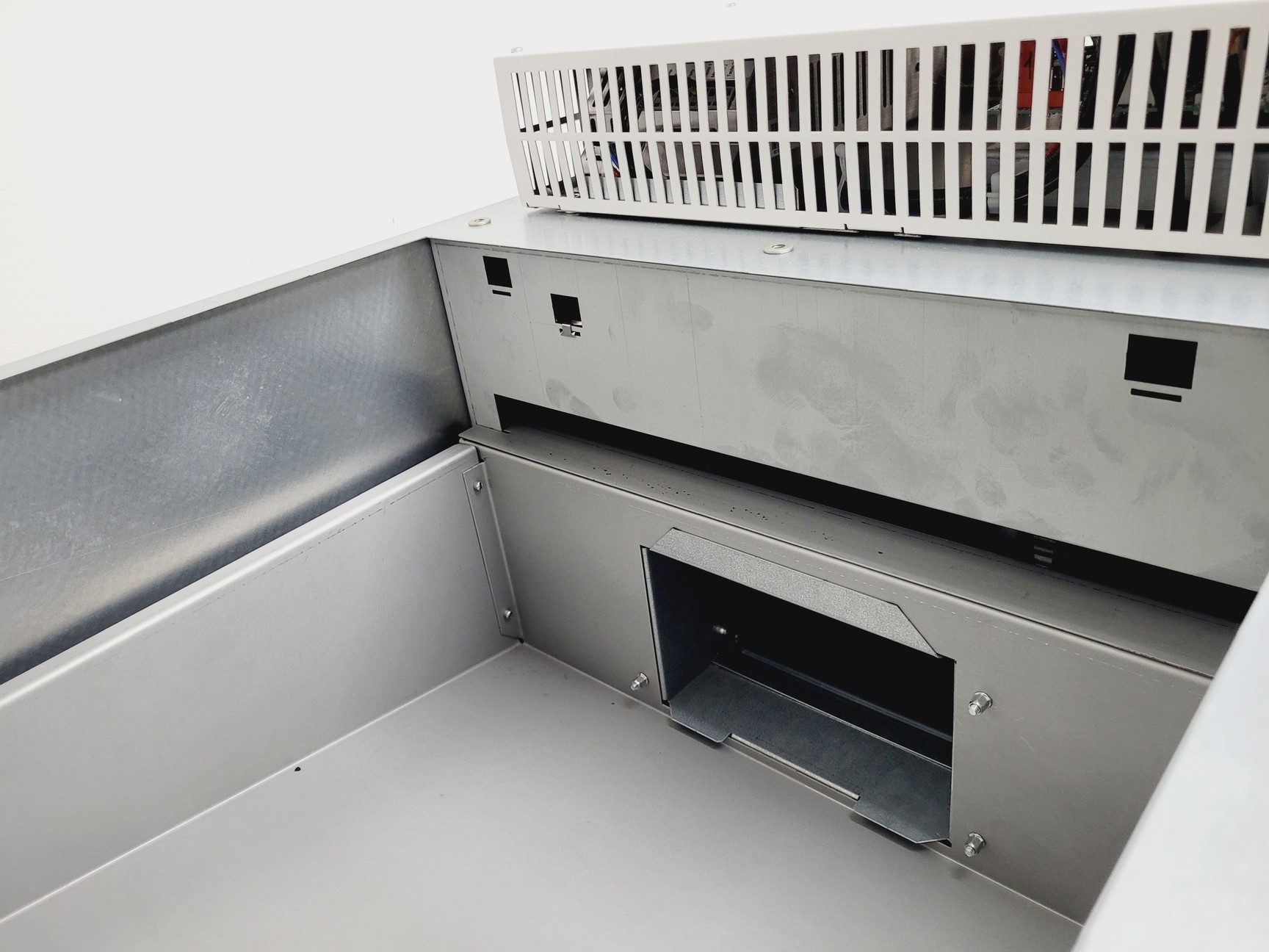 Image of Thermo Scientific Class 2 Safe 2020 1.2 Biological Safety Cabinet Lab