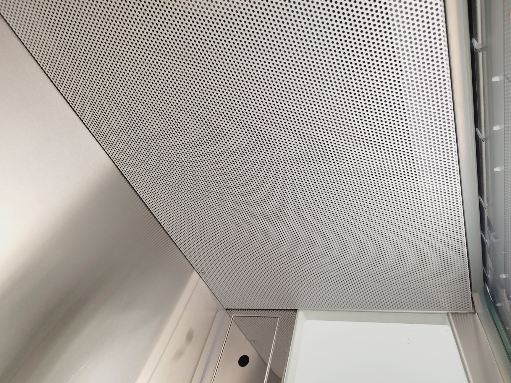 Image of Thermo Scientific Class 2 Safe 2020 1.2 Biological Safety Cabinet Lab