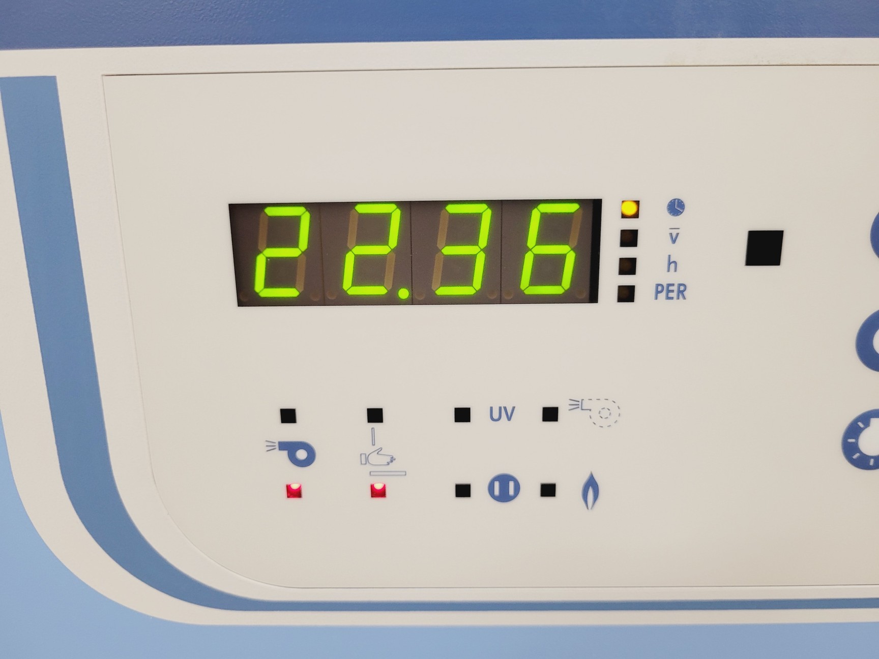 Image of Thermo Scientific Class 2 Safe 2020 1.2 Biological Safety Cabinet Lab