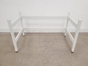 Thumbnail image of Thermo Scientific Class 2 Safe 2020 1.2 Biological Safety Cabinet Lab