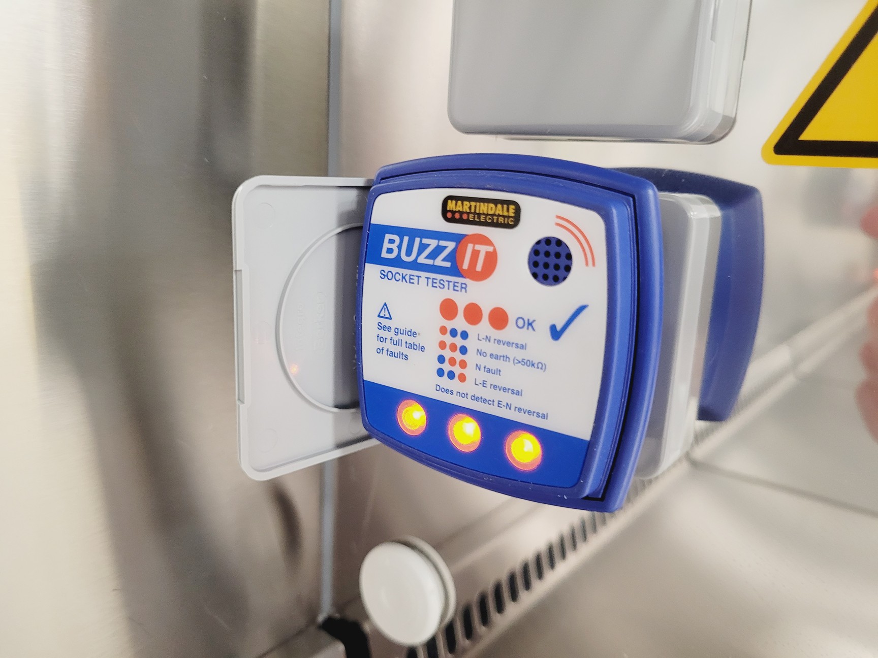 Image of Thermo Scientific - Class 2 Safe 2020 1.2 Biological Safety Cabinet Lab 