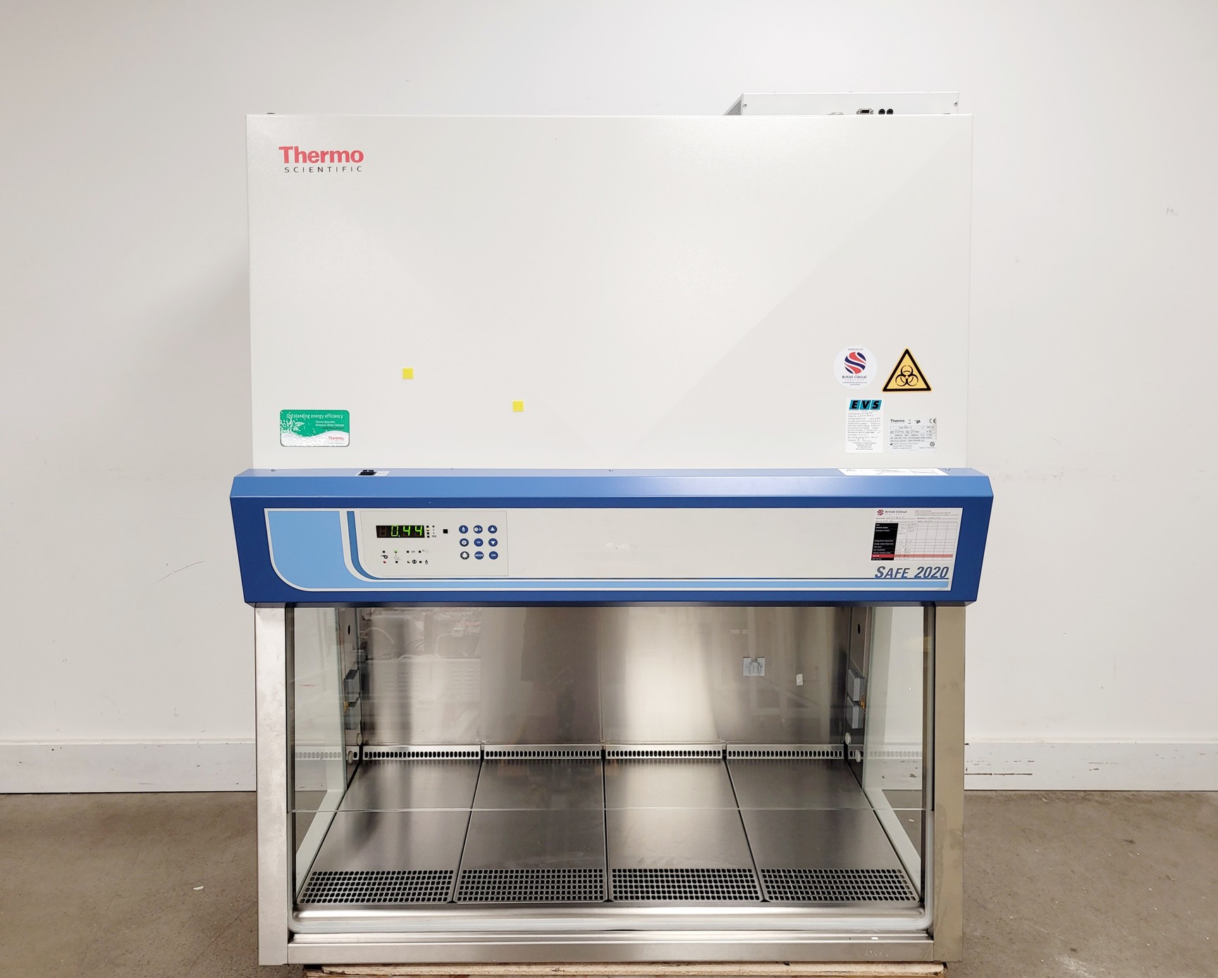 Image of Thermo Scientific 2020 1.2 Class 2 Safe Biological Safety Cabinet Lab
