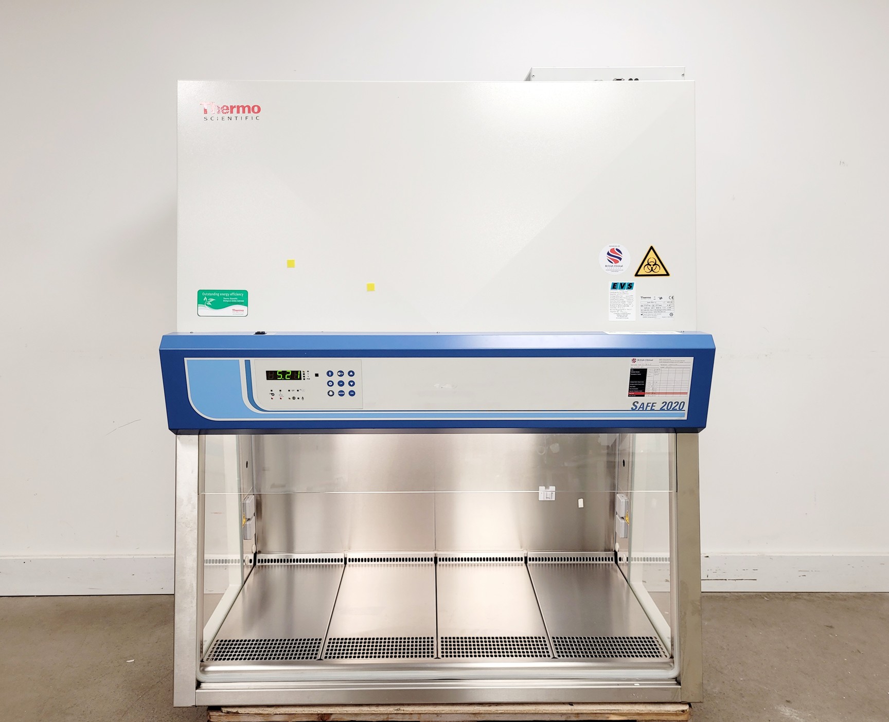 Image of Thermo Scientific 2020 1.2 Class 2 Safe Biological Safety Cabinet Lab