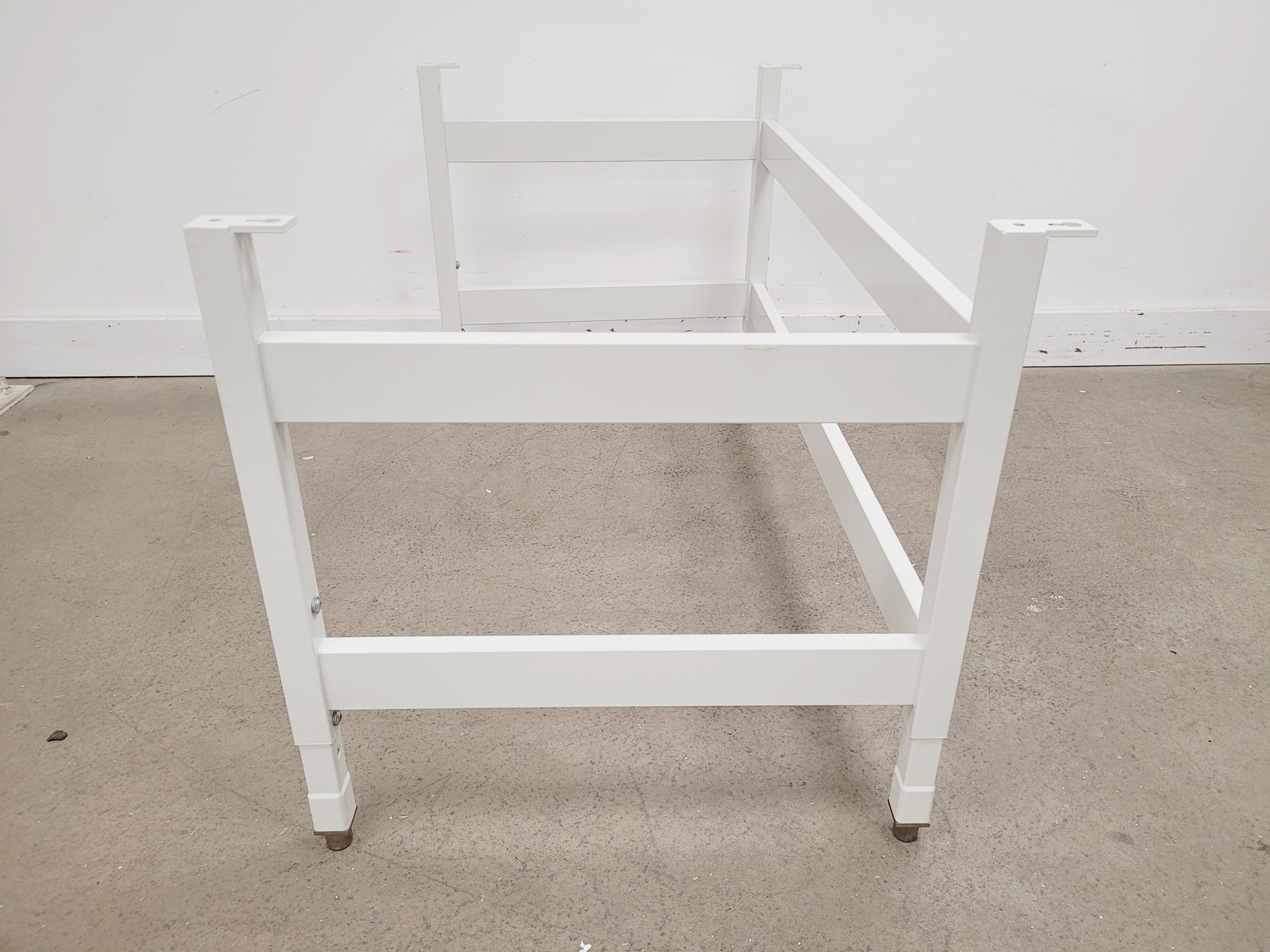 Image of Thermo Scientific Class 2 Safe Model 2020 1.2 Biological Safety Cabinet