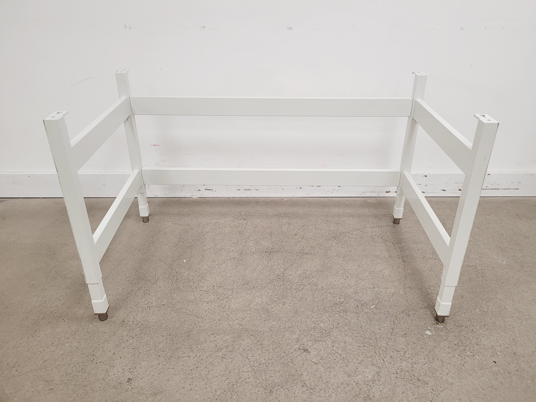 Image of Thermo Scientific Class 2 Safe Model 2020 1.2 Biological Safety Cabinet