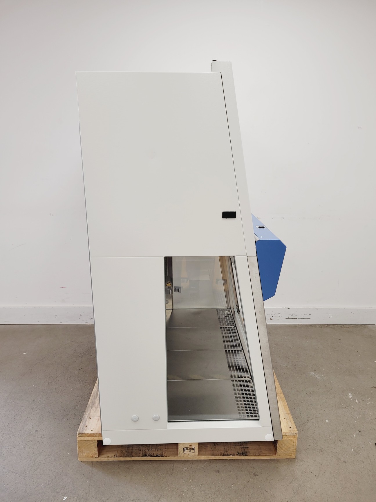 Image of Thermo Scientific Type Class 2 Safe 2020 1.2 Biological Safety Cabinet