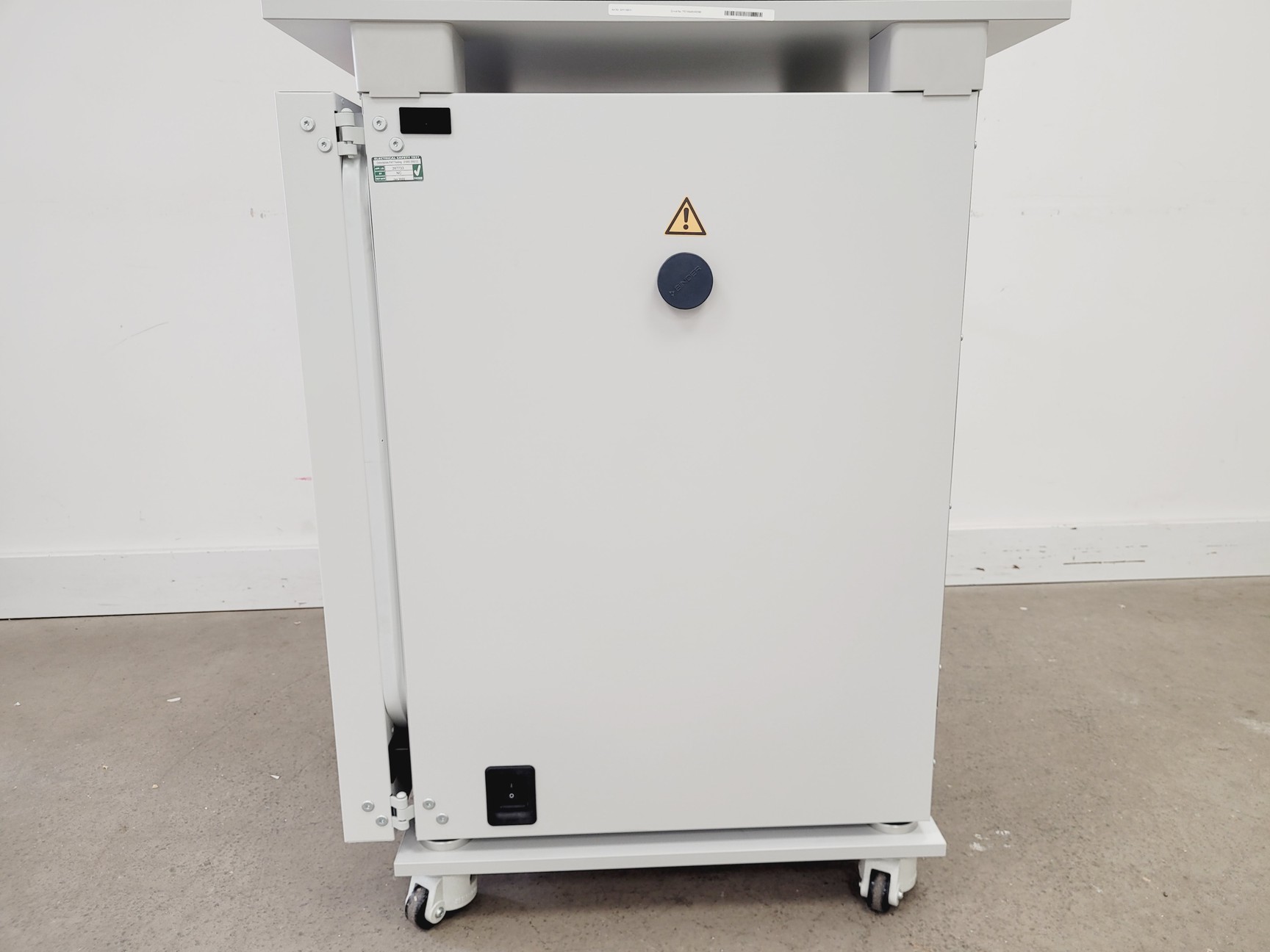 Image of Binder CB 170 Double Stack CO2 Incubator (2021) Lab