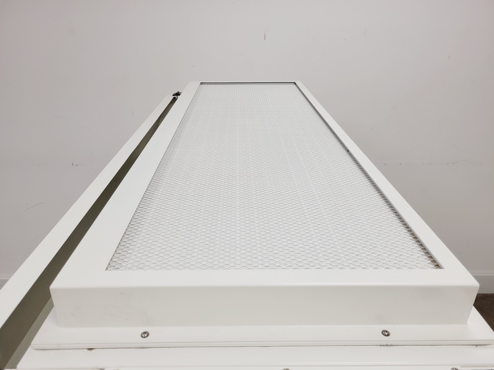 Image of Monmouth Scientific Circulaire T-PRO CTP1400 Ductless Fume Hood