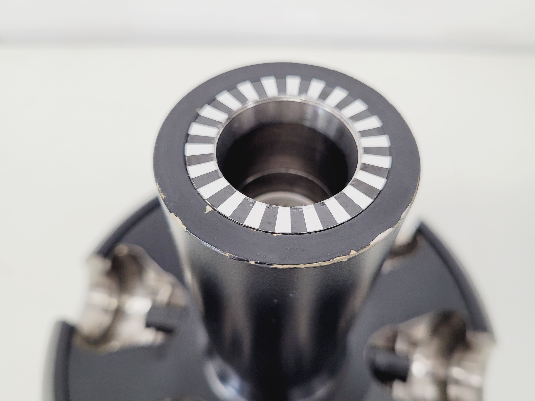 Image of Thermo Scientific TH-641 Swinging Bucket Rotor 41,000RPM