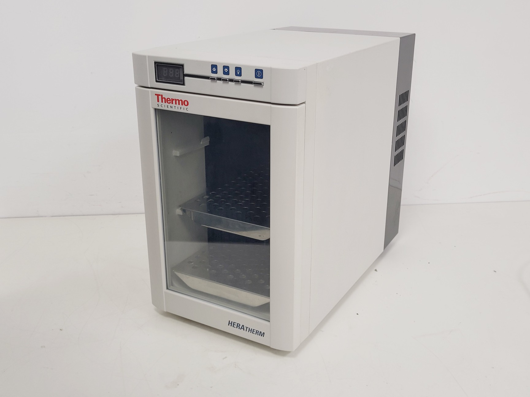 Image of Thermo Scientific HERATHERM IMC 18 Incubator Lab
