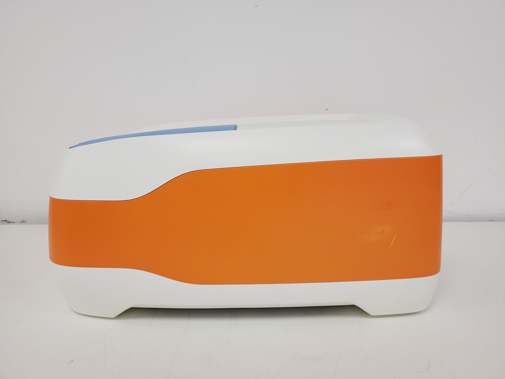 Image of Protein Simple Ella Immunoassay System Lab