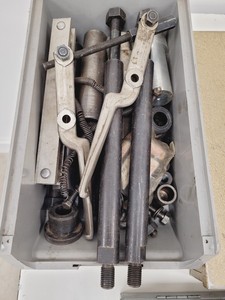 Thumbnail image of Job Lot of Various Sykes-Pickavant Bearing / Gear Pullers - Spares/Repair 