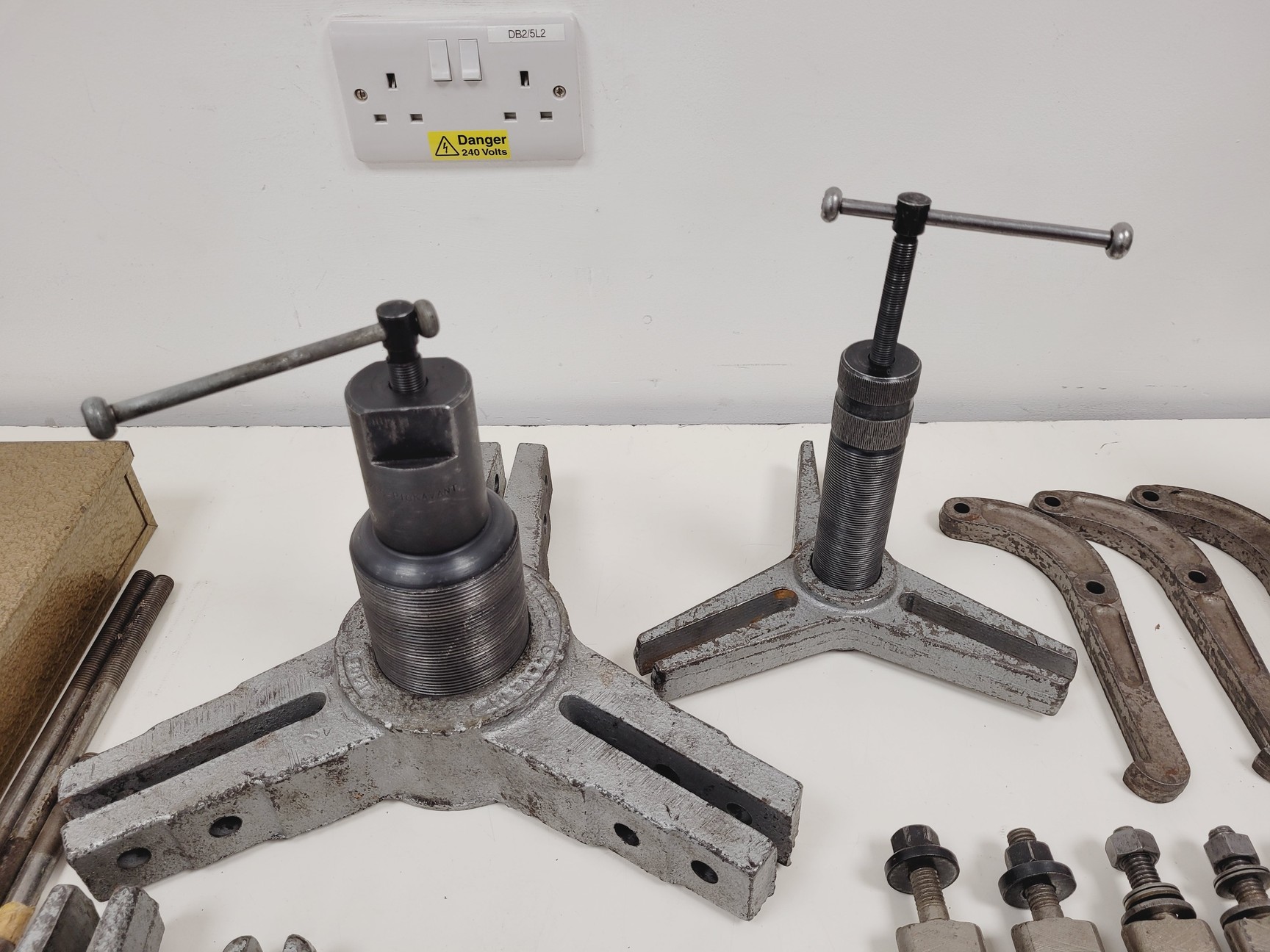 Image of Job Lot of Various Sykes-Pickavant Bearing / Gear Pullers - Spares/Repair 