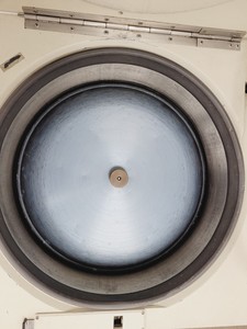 Thumbnail image of Beckman J-6B Refrigerated Ultracentrifuge w/ JS4.2 rotor & 6 x Buckets Lab