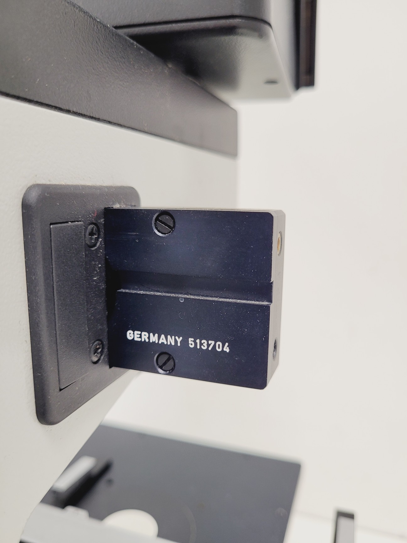 Image of Leitz Labovert FS Microscope w/ 4 x Objectives PHACO 4x/10x/20x/32x Lab