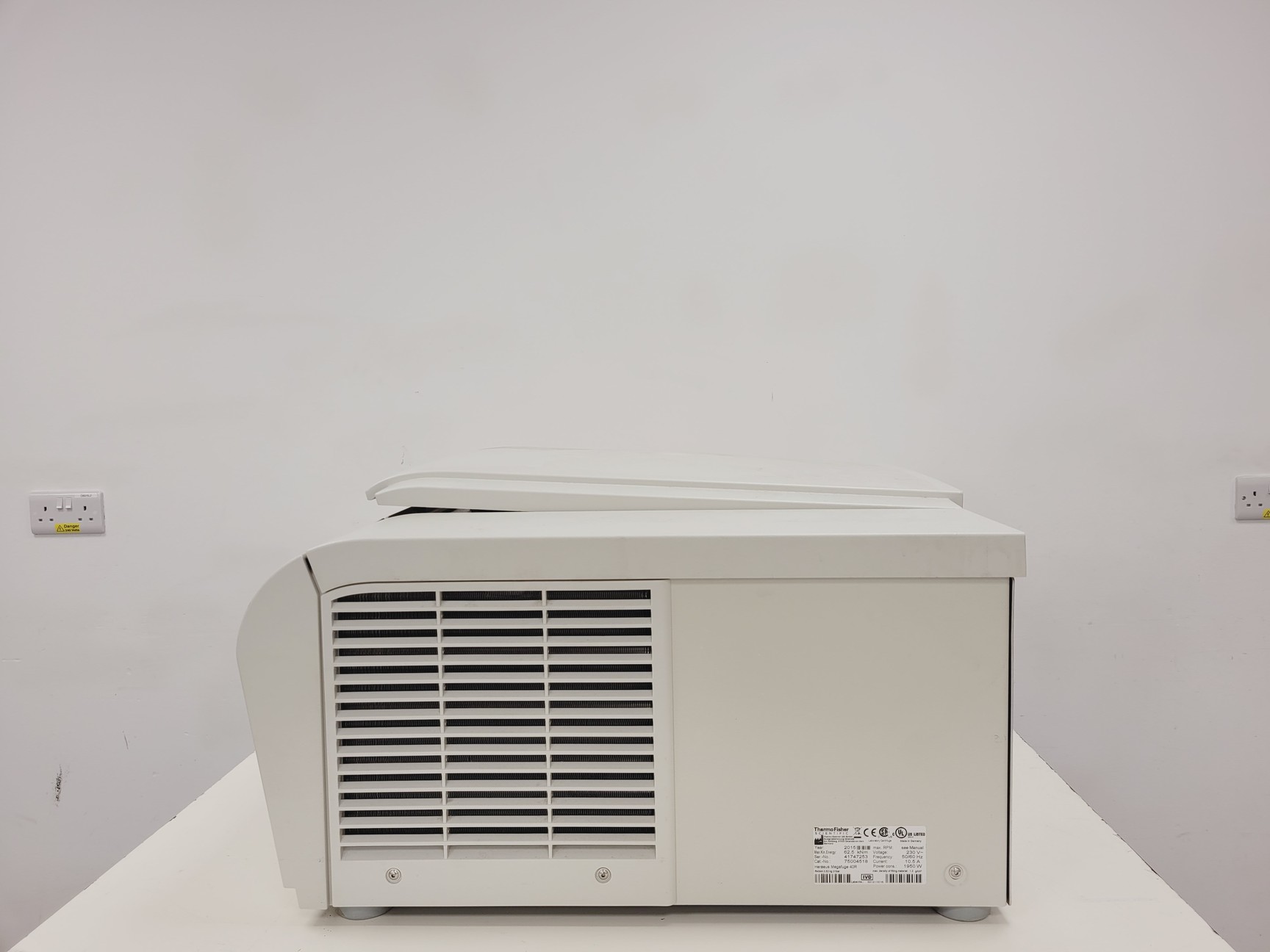 Image of Thermo Scientific Heraeus Megafuge 40R Laboratory Centrifuge Lab Spares/Repair