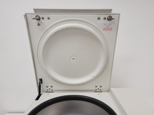 Thumbnail image of Thermo Scientific Heraeus Megafuge 40R Laboratory Centrifuge Lab Spares/Repair