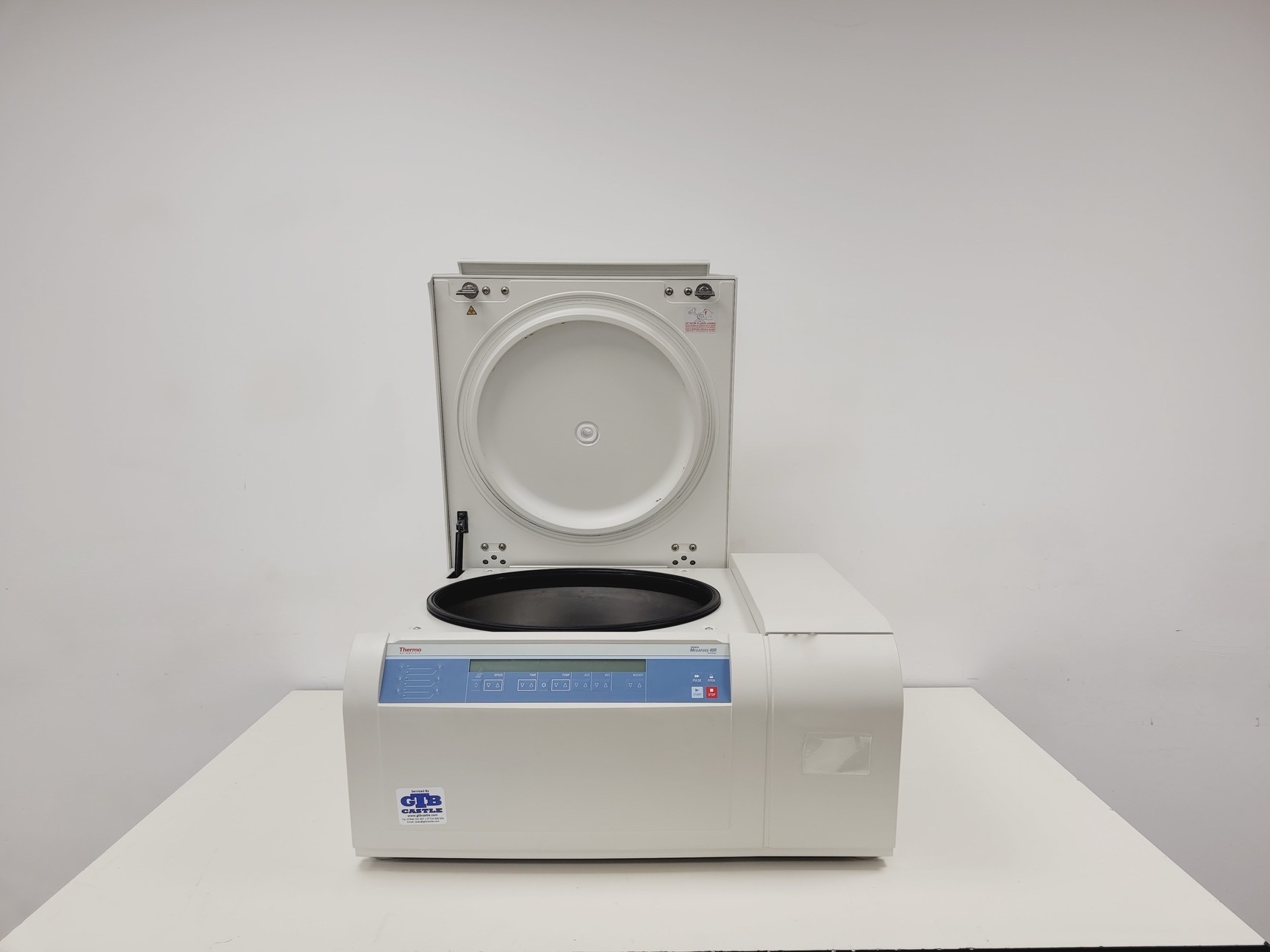 Image of Thermo Scientific Heraeus Megafuge 40R Laboratory Centrifuge Lab Spares/Repair