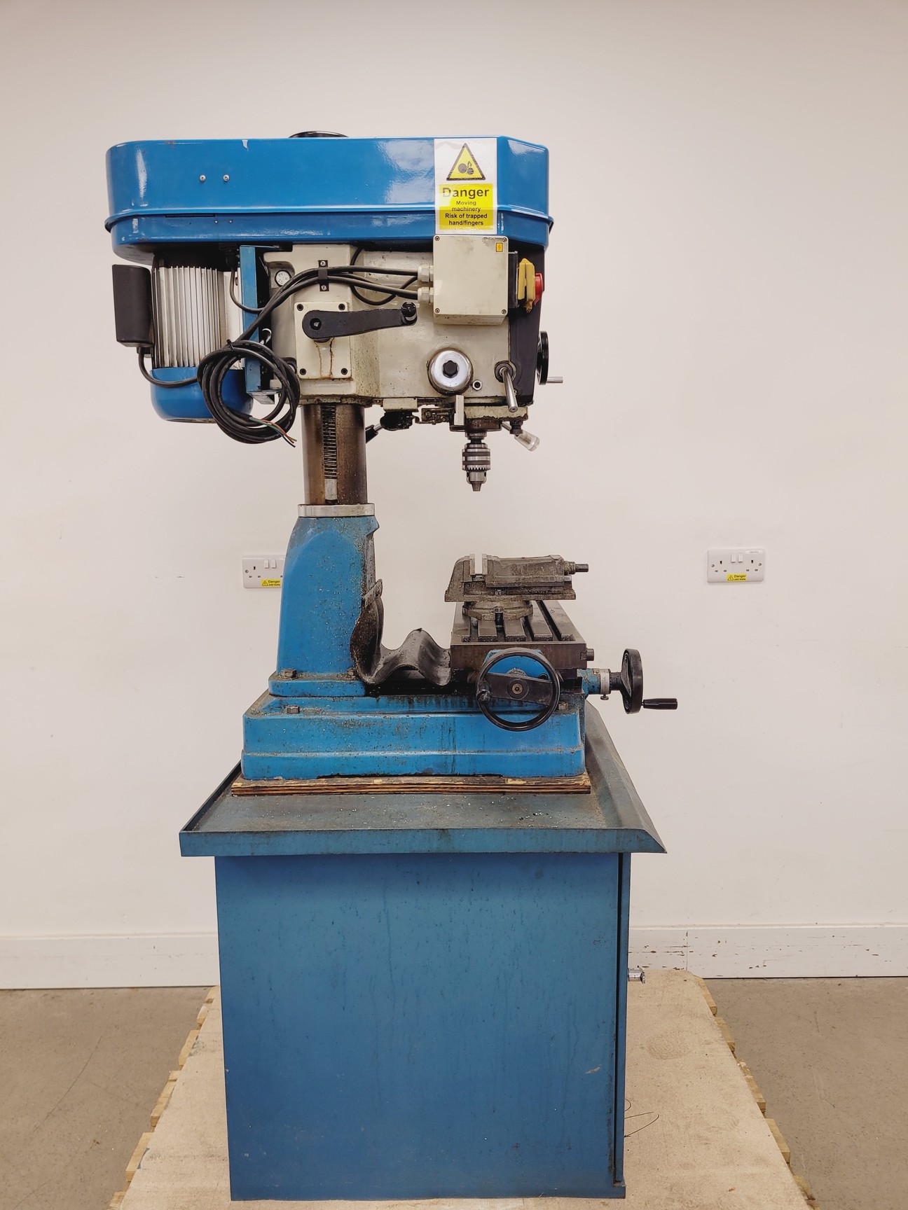 Image of Chester Eagle 30 Variable-Speed Bench Milling Machine – Single Phase