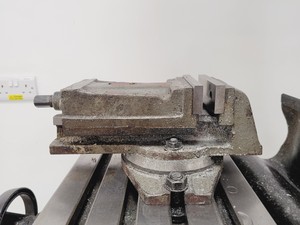 Thumbnail image of Chester Eagle 30 Variable-Speed Bench Milling Machine – Single Phase