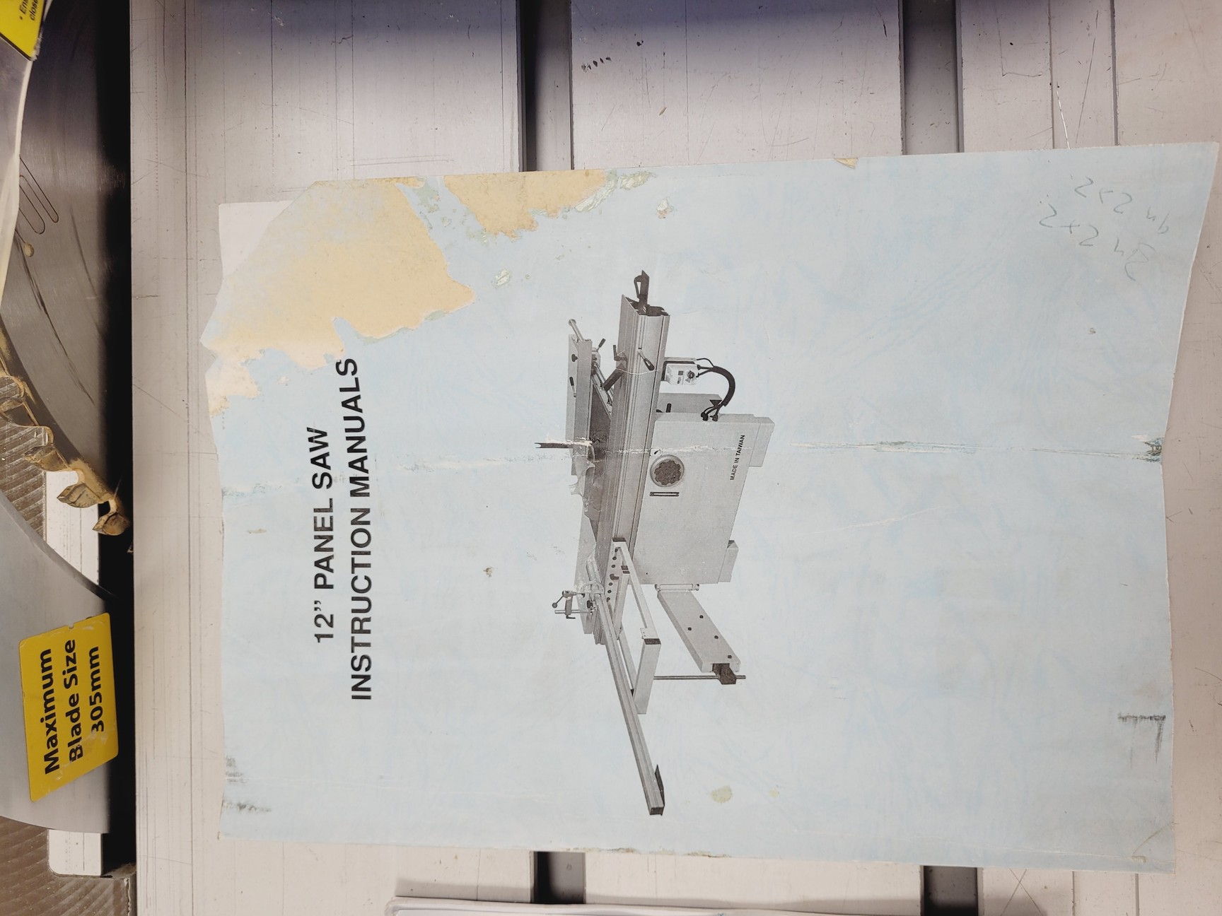 Image of Axminster Industrial Series P30/2200 Panel Saw 953440