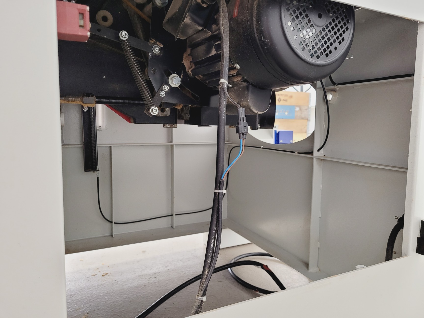 Image of Axminster Industrial Series P30/2200 Panel Saw 953440