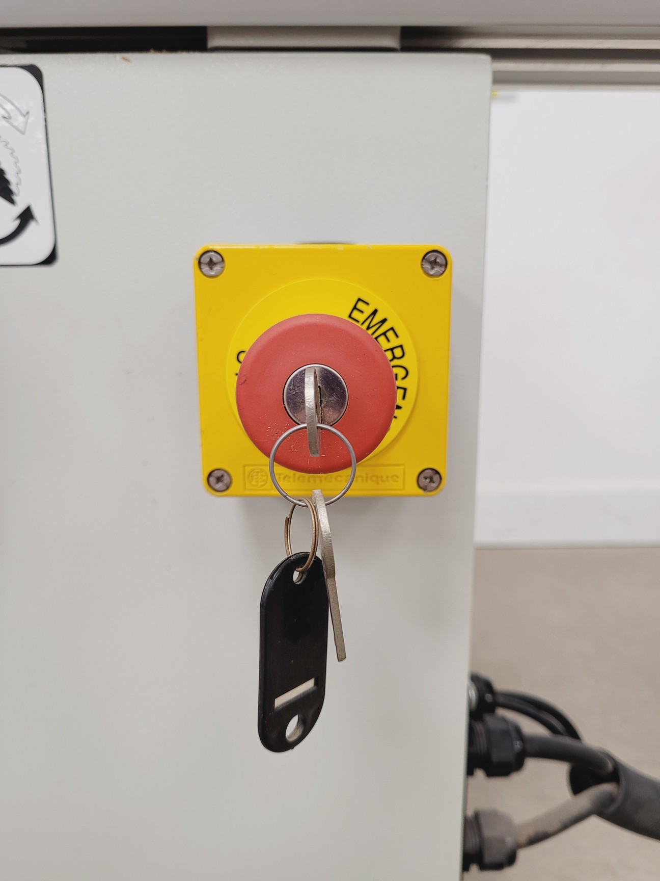 Image of Axminster Industrial Series P30/2200 Panel Saw 953440