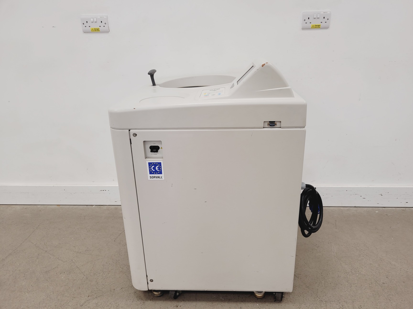 Image of Sorvall Discovery 100SE Ultracentrifuge - No Rotor Included Lab