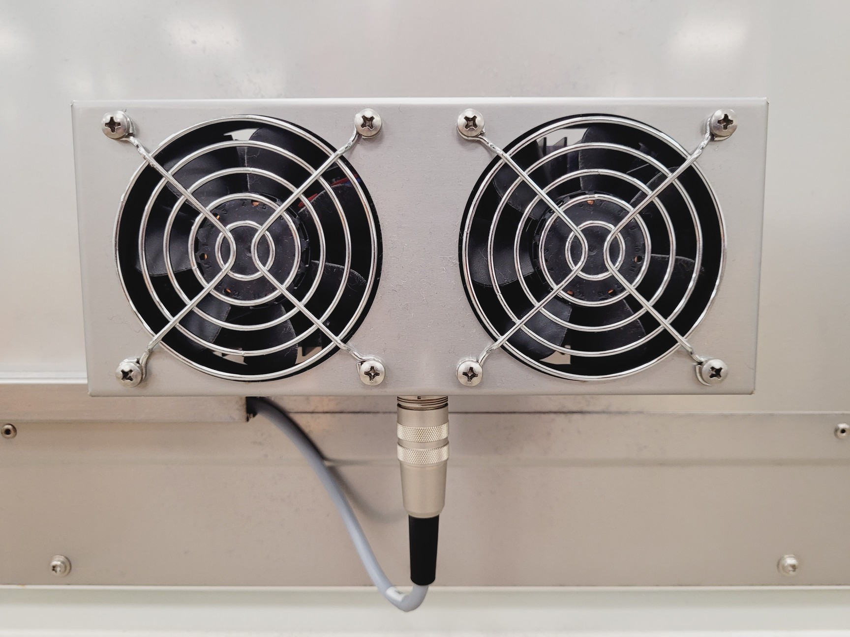 Image of Kuhner Shaker ISF1-ZC EcoDew Shaking Incubator Double Stack Lab