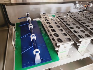 Thumbnail image of Kuhner Shaker ISF1-ZC EcoDew Shaking Incubator Double Stack Lab
