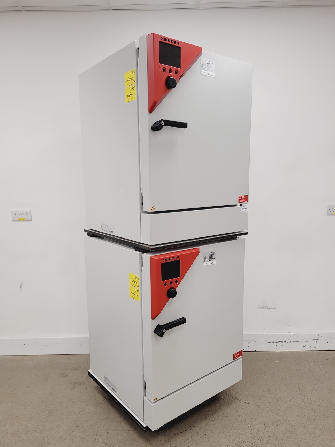 Image of Binder CB160 E6.1 Co2 Incubator Double Stack 9140-0092 Lab