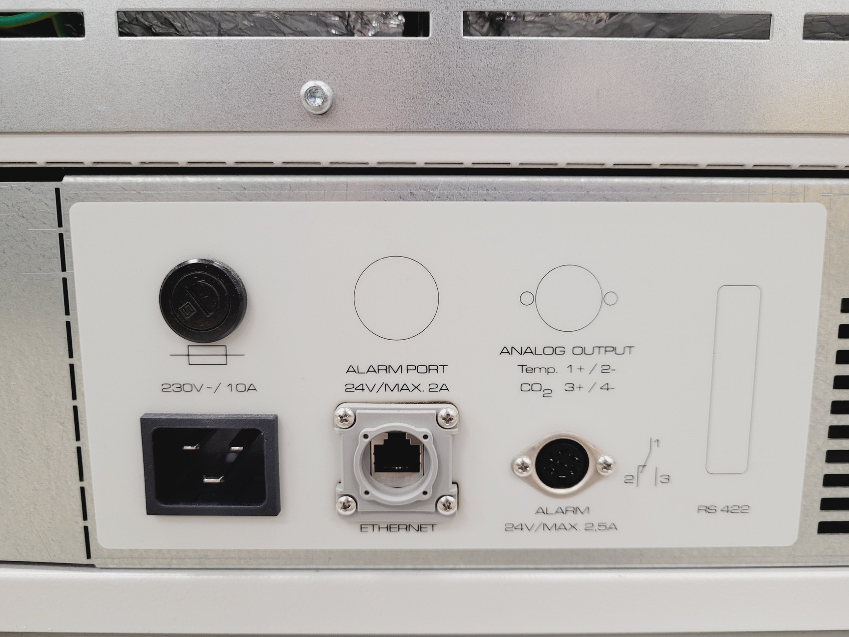Image of Binder CB160 E6.1 Co2 Incubator Double Stack 9140-0092 Lab