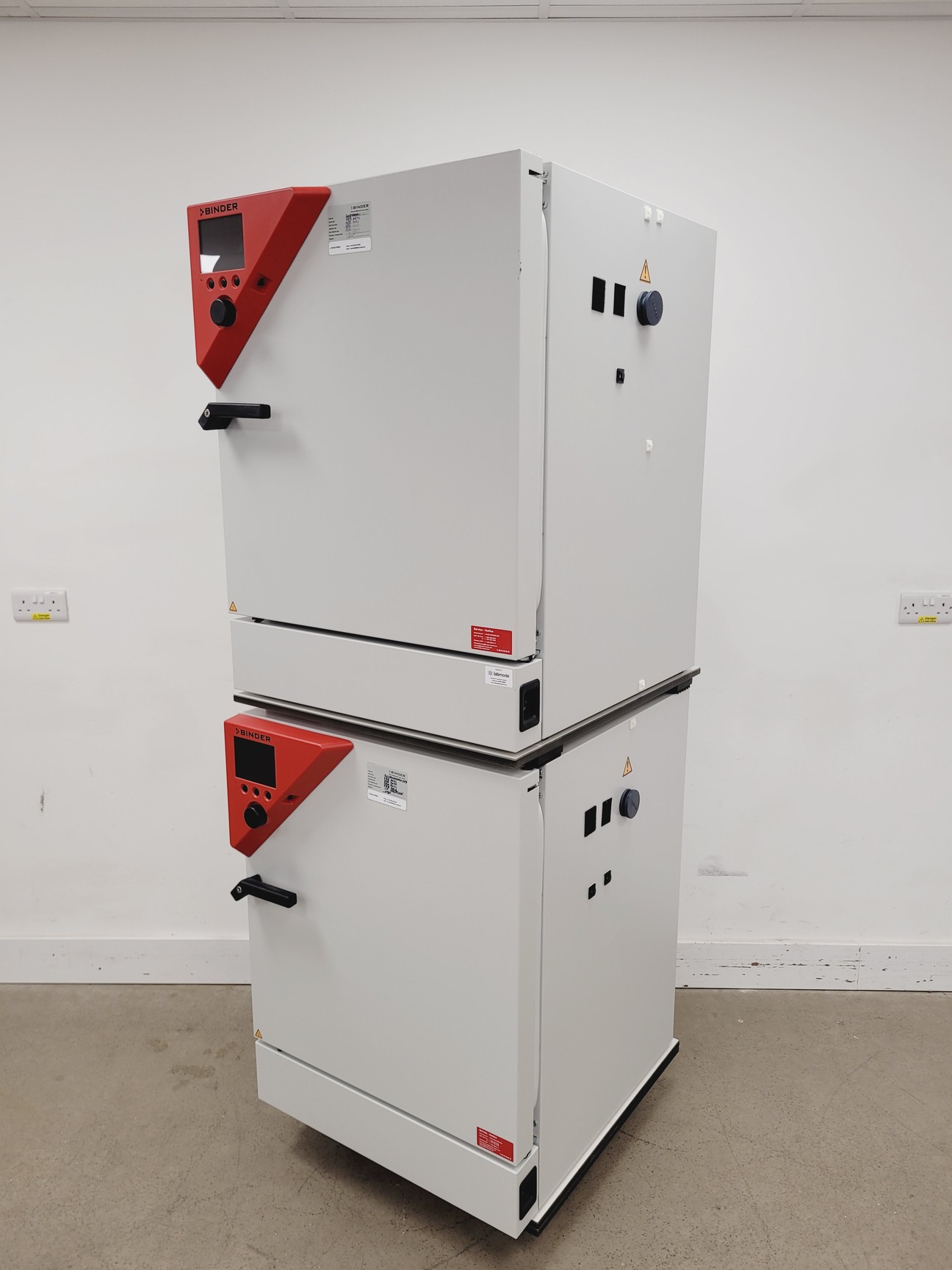 Image of Binder CB160 E6.1 Co2 Incubator Double Stack 9140-0092 Lab