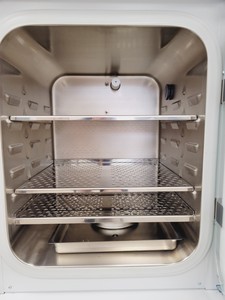 Thumbnail image of Binder CB160 E6.1 Co2 Incubator Double Stack 9140-0092 Lab
