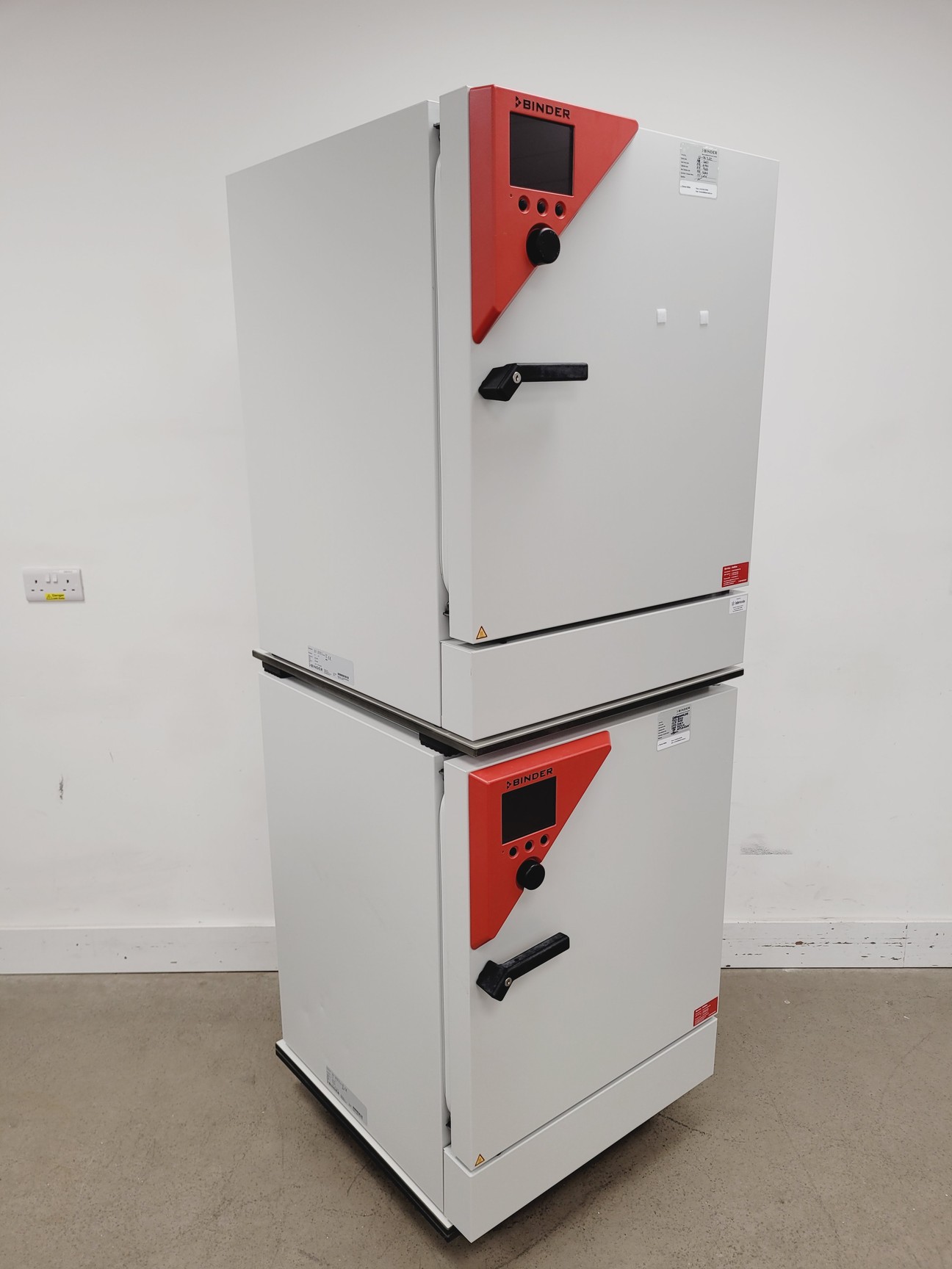 Image of Binder CB160 E6.1 Co2 Incubator Double Stack 9140-0092 Lab