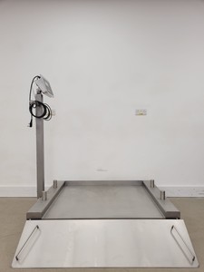 Thumbnail image of Minebea IFS4-300LL-I Weighing Platform w/ Sartorius Combics 1