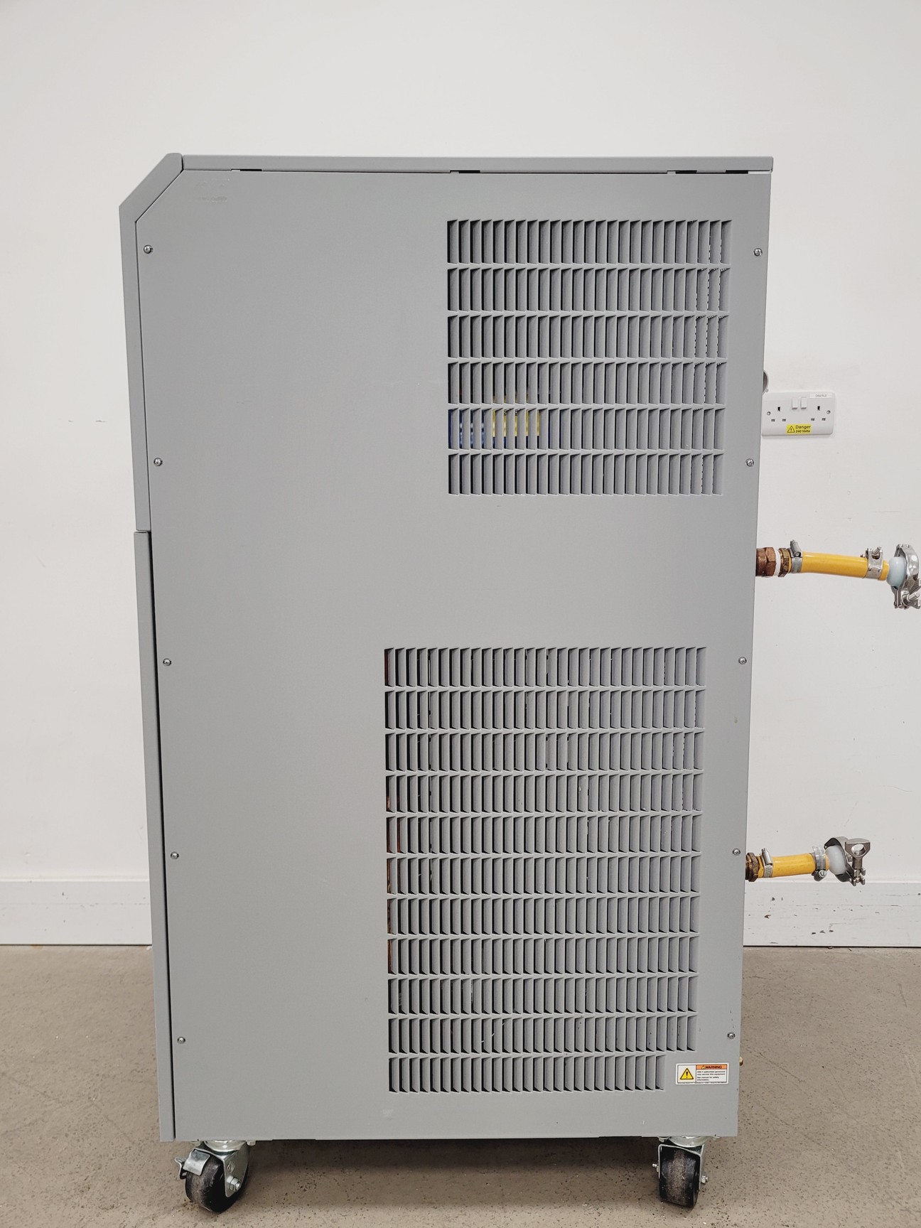 Image of Thermo Neslab ThermoFlex10,000 Recirculating Chiller Lab
