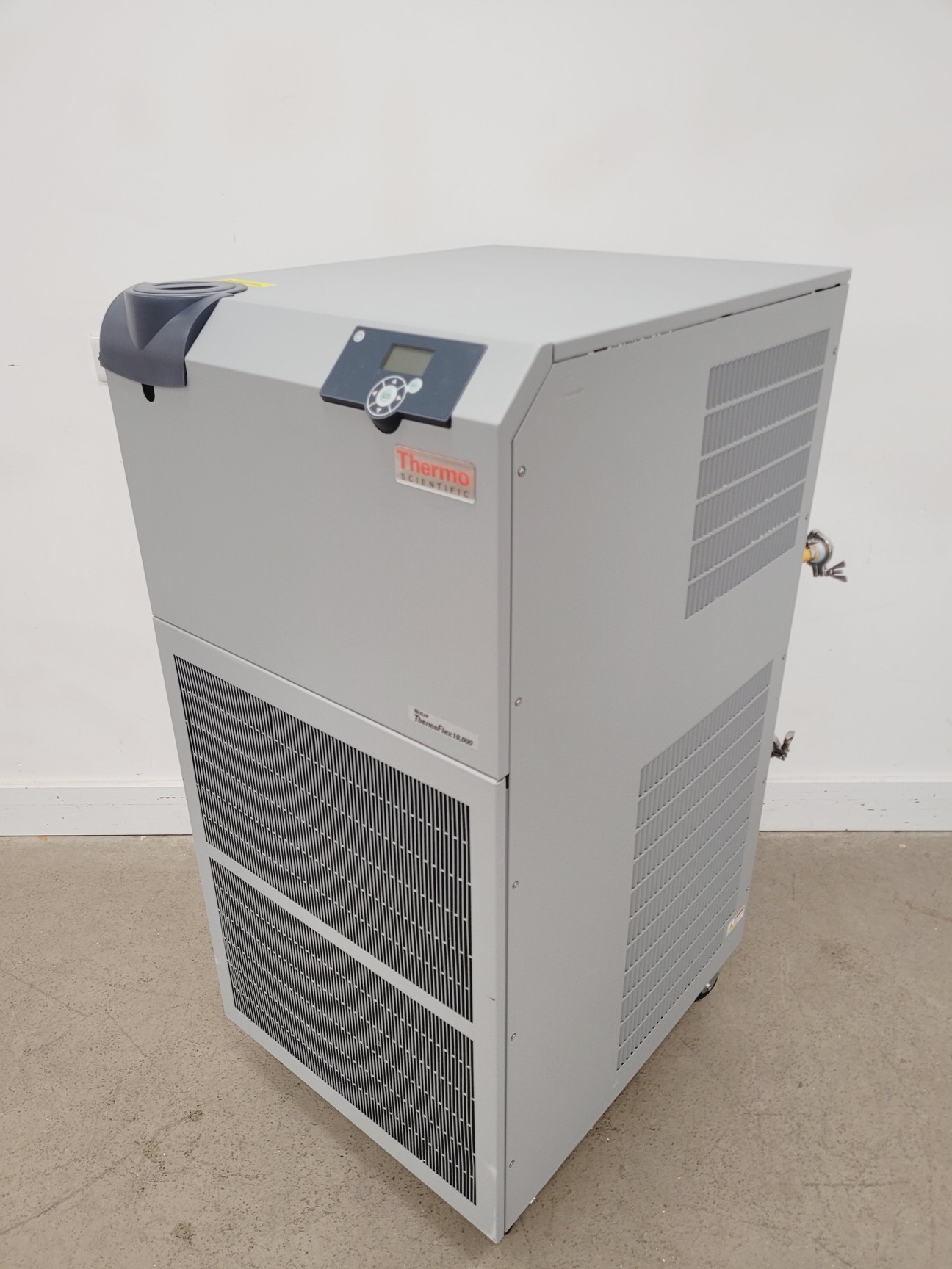 Image of Thermo Neslab ThermoFlex10,000 Recirculating Chiller Lab