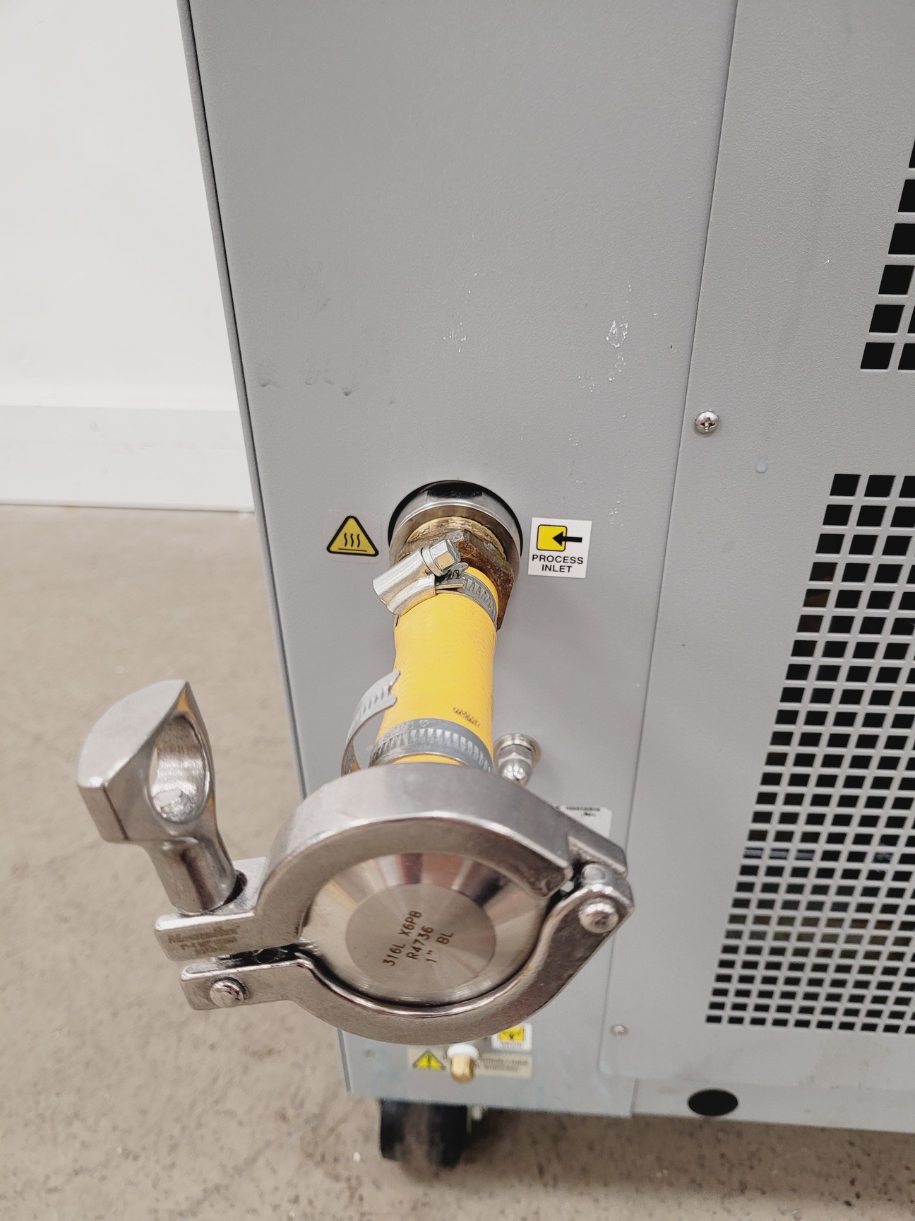 Image of Thermo Neslab ThermoFlex10,000 Recirculating Chiller Lab