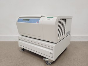 Thumbnail image of Thermo Scientific Heraeus Multifuge X3R Centrifuge with TX-1000 Rotor Lab