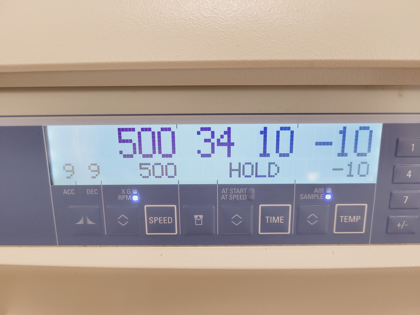 Image of Thermo Scientific Heraeus Multifuge X3R Centrifuge with TX-1000 Rotor Lab