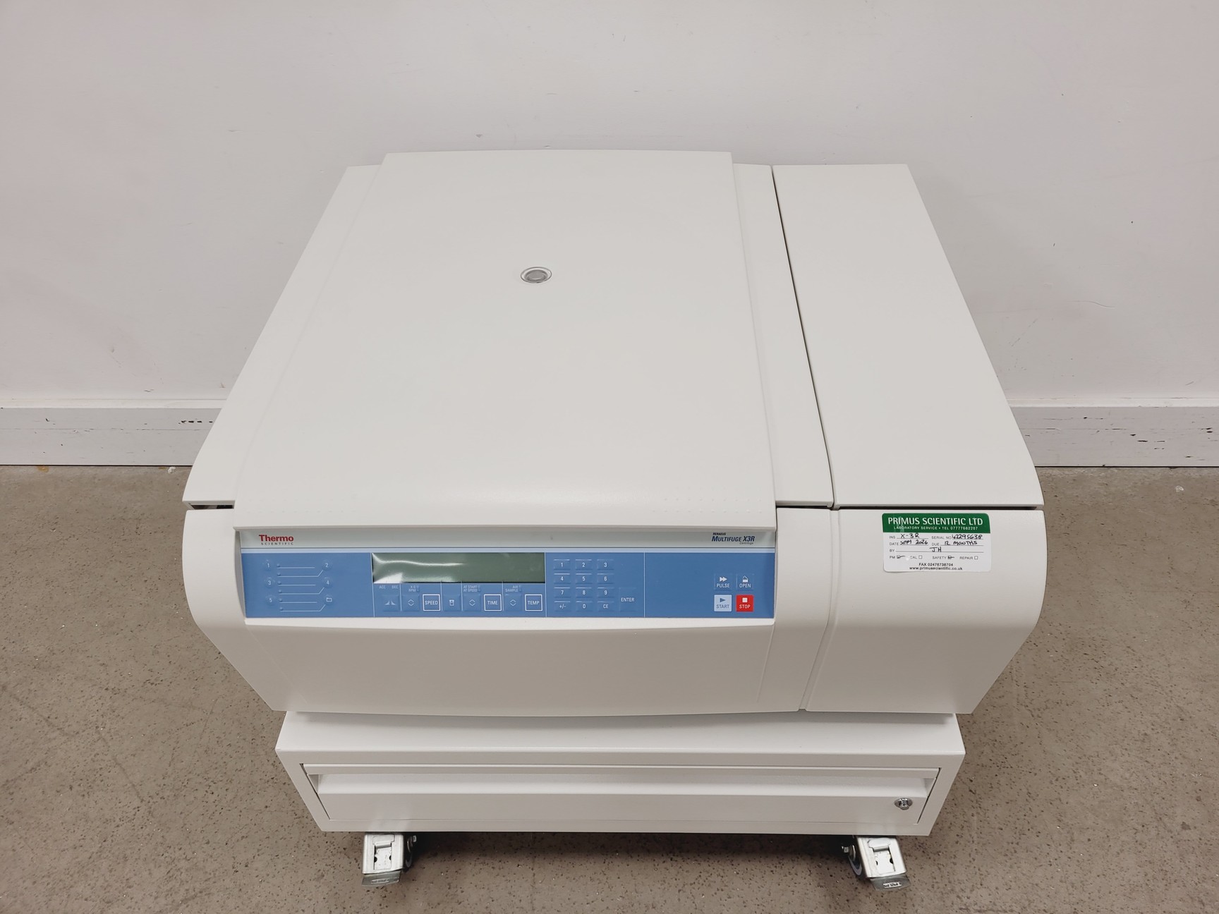 Image of Thermo Scientific Heraeus Multifuge X3R Centrifuge with TX-1000 Rotor Lab