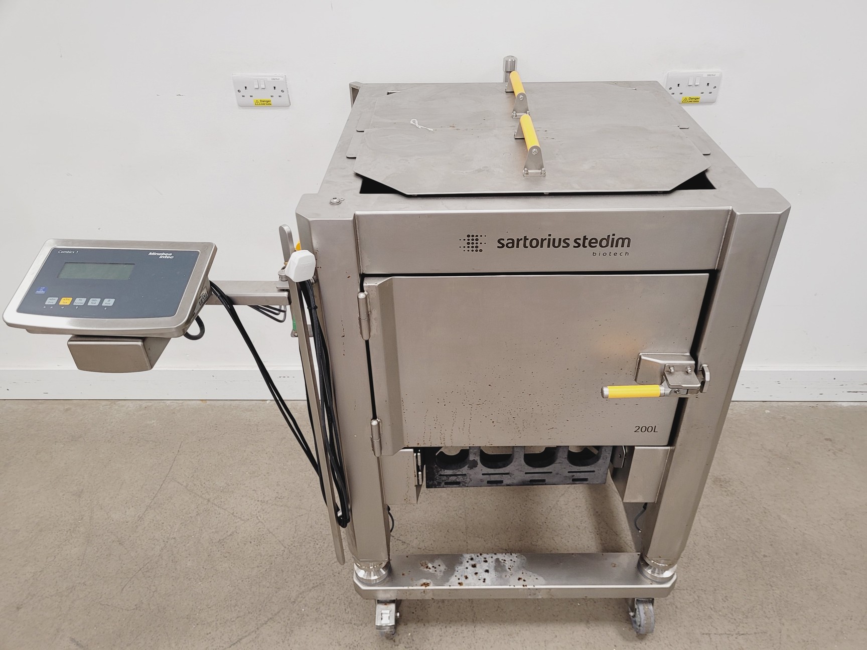 Image of Sartorius Stedim Biotech Palletank For Mixing 200L FXC301942